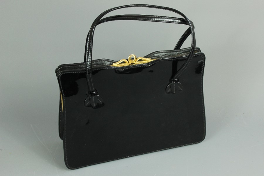 Miscellaneous Vintage Handbags - Image 4 of 5