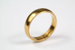 18ct Gold Wedding Band