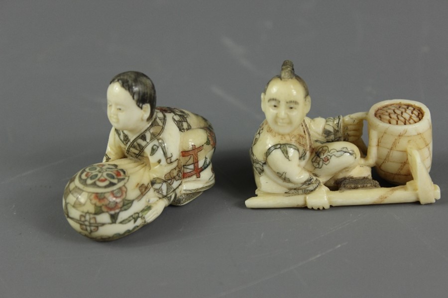 Antique Chinese Stained Ivory Carving - Image 2 of 4