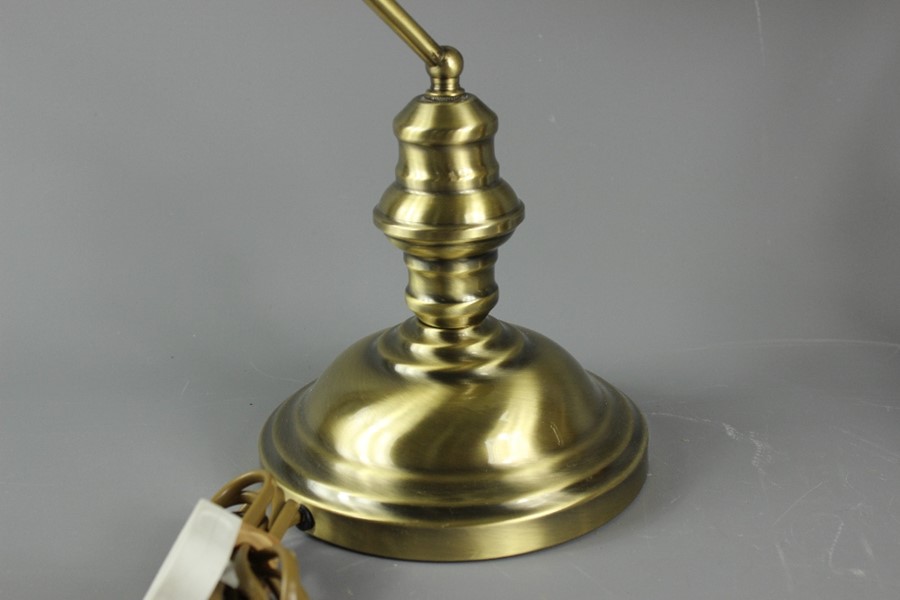 A Pair of Brass Table Lamps - Image 3 of 5