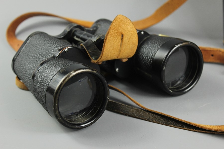 A Pair of WWII German Nazi 10 x 50 Binoculars - Image 6 of 9