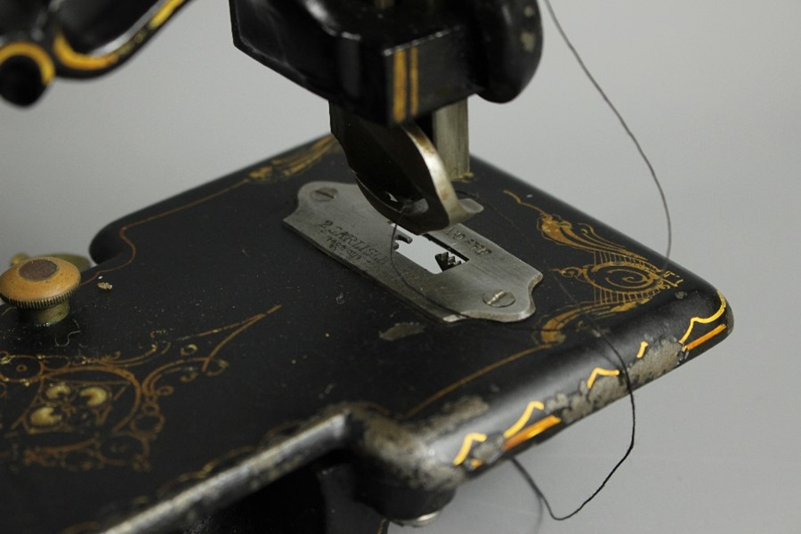 A J Weir - 19th Century Sewing Machine - Image 5 of 8