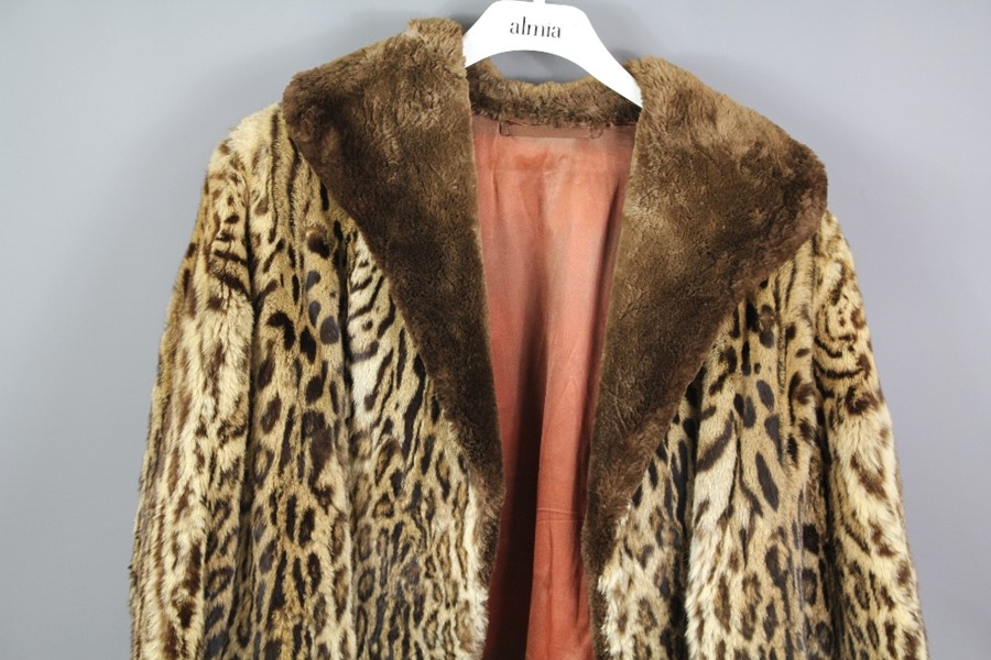 A Vintage Ocelot Fur Coat - Image 2 of 7