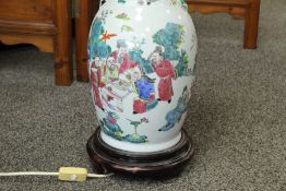 Chinese Famille Rose Lamp Stand