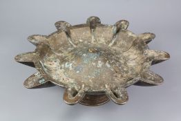 An 18/19th century Mughal bronze oil lamp, approx 28 x 10 cms