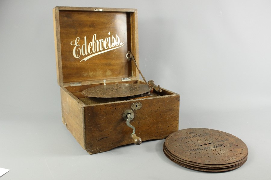 Edelweiss Music Box - Image 4 of 7