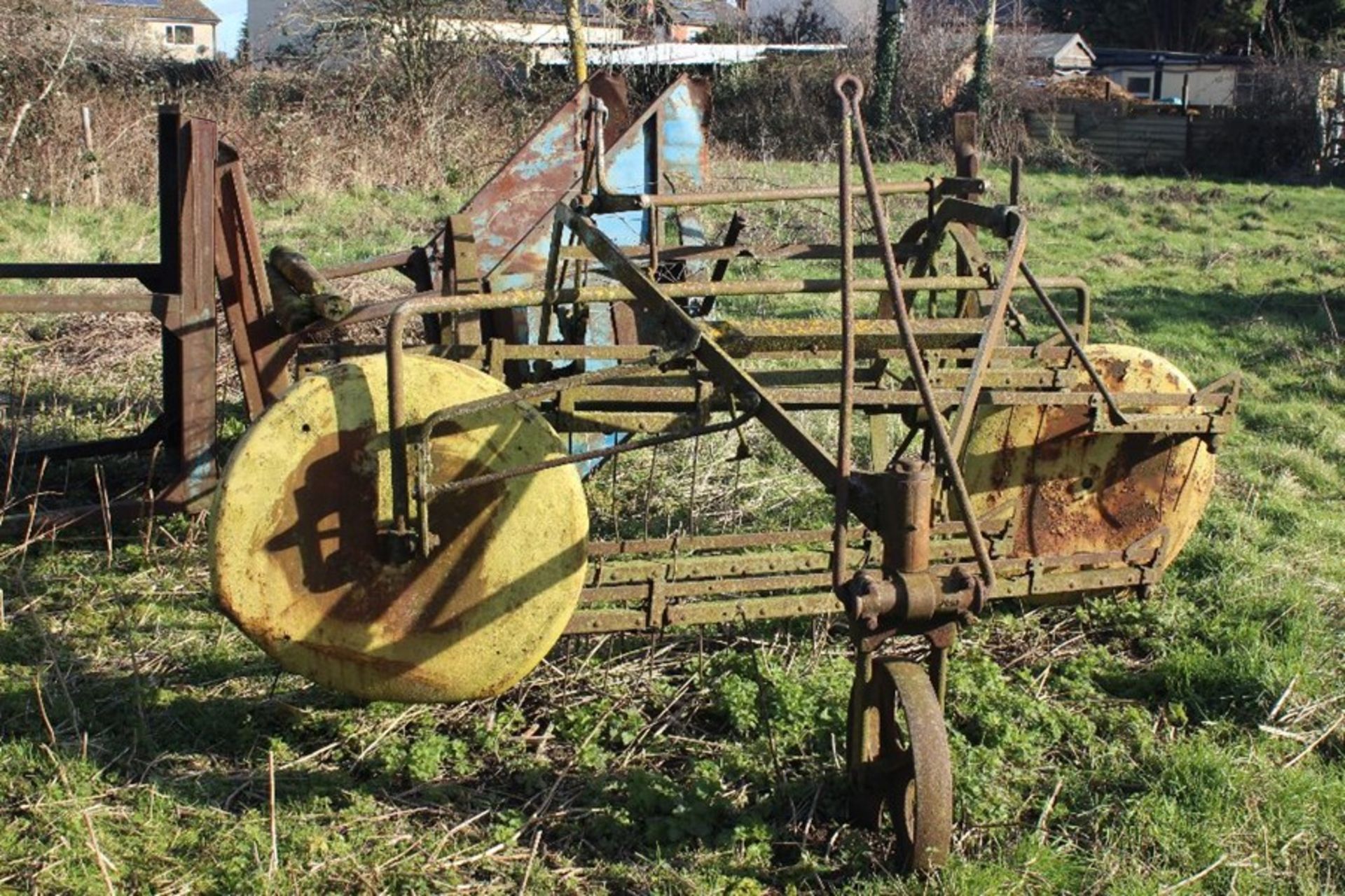 Miscellaneous Farming Machinery - Image 2 of 4
