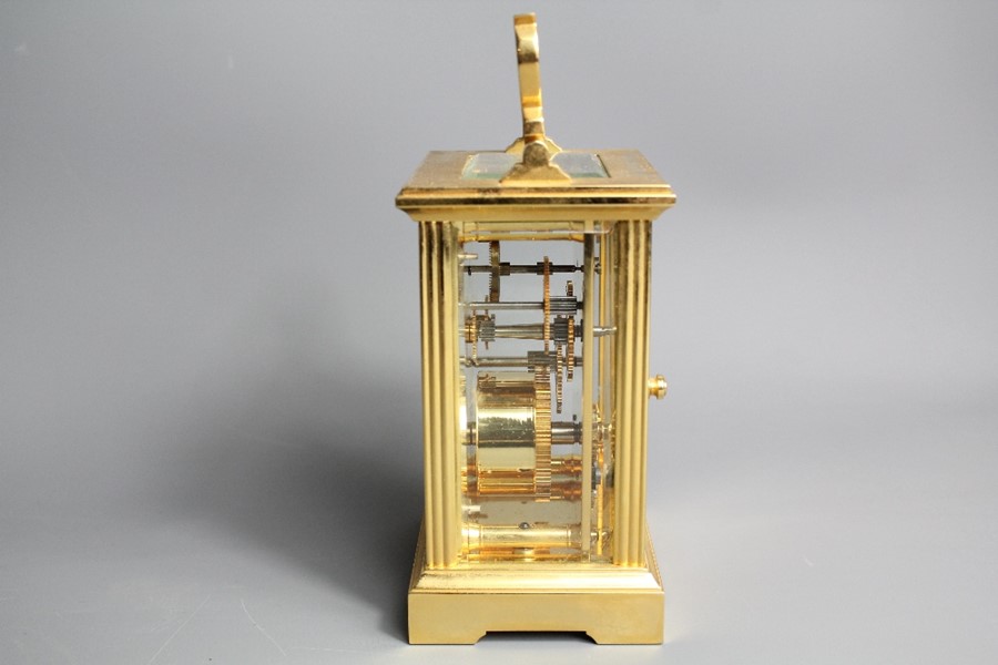 An English Brass Carriage Clock - Image 3 of 8