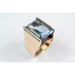 9ct Yellow Gold Topaz Dress Ring