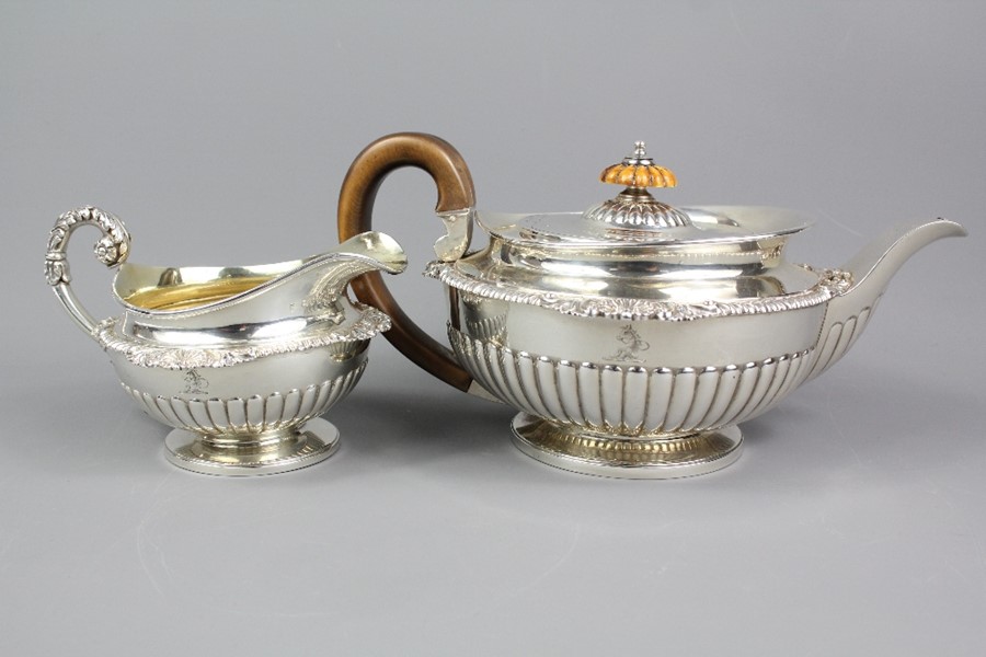 George IV Silver Tea Pot & Milk Jug - Image 10 of 10