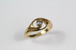 An 18ct Yellow Gold Solitaire Diamond Ring