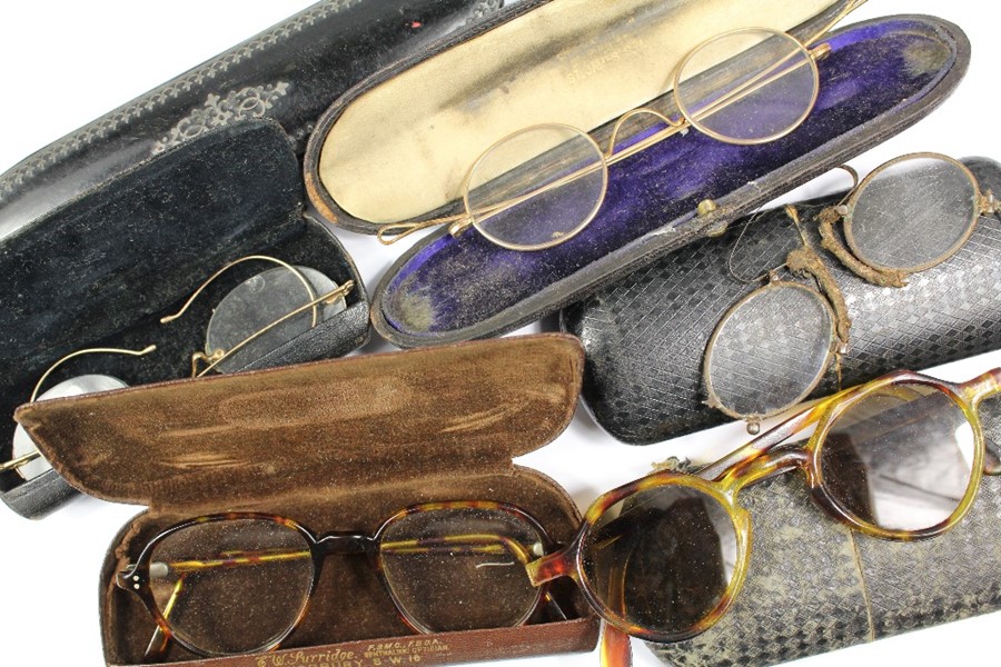 Gentleman's Glasses - Image 2 of 2