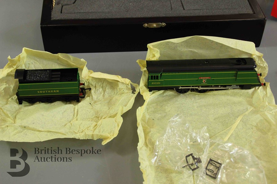 Hornby 00 Gauge Scale Model Locomotive Limited Edition Exeter - Image 5 of 10