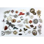 A Quantity of Costume Jewellery Brooches