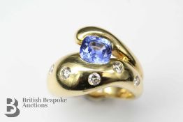 Natural nr 2ct Sri Lankan Cornflower Blue Sapphire and Diamond Ring