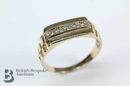 9ct Yellow Gold and Diamond Ring