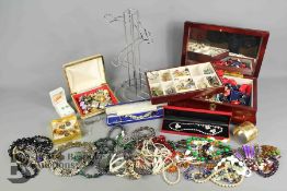 Miscellaneous Costume Jewellery