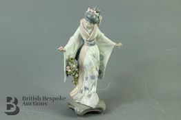 Lladro Figurine - Geisha