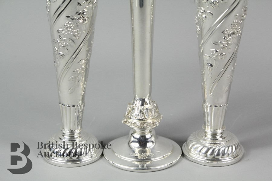 A Pair of Decorative Silver Vases And Small Silver Specimen Vase - Image 4 of 6