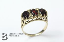 9ct Yellow Gold Garnet Ring