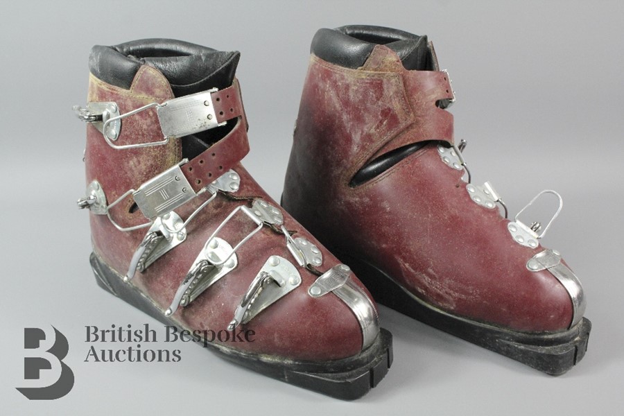 Vintage Humanic Ski Boots