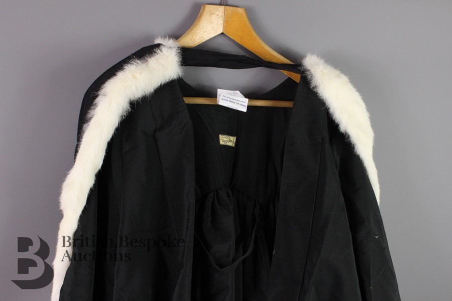 Graduate Cape, Mortar and Ermine Stole - Image 4 of 10