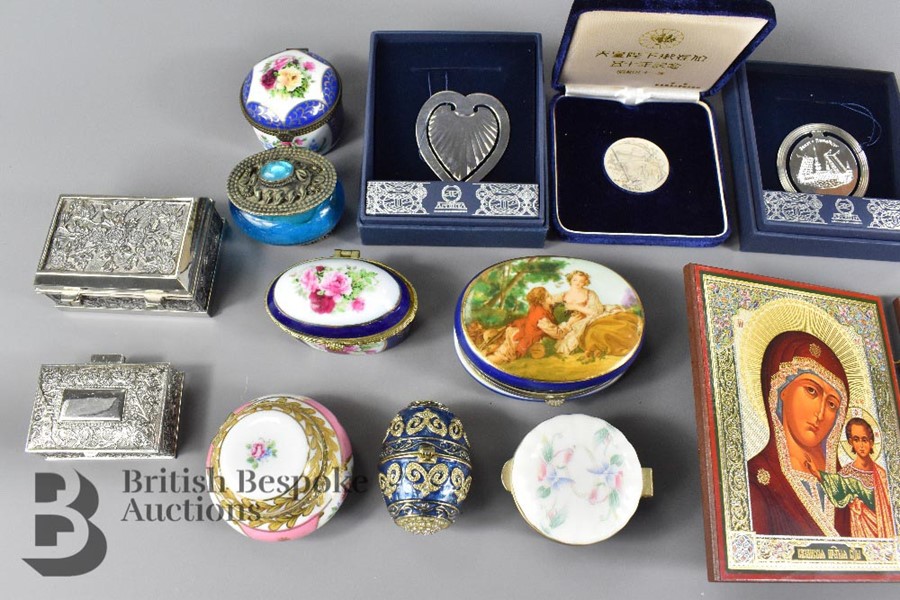 Collection of Fifteen Enamel and Other Pill Boxes - Image 3 of 4