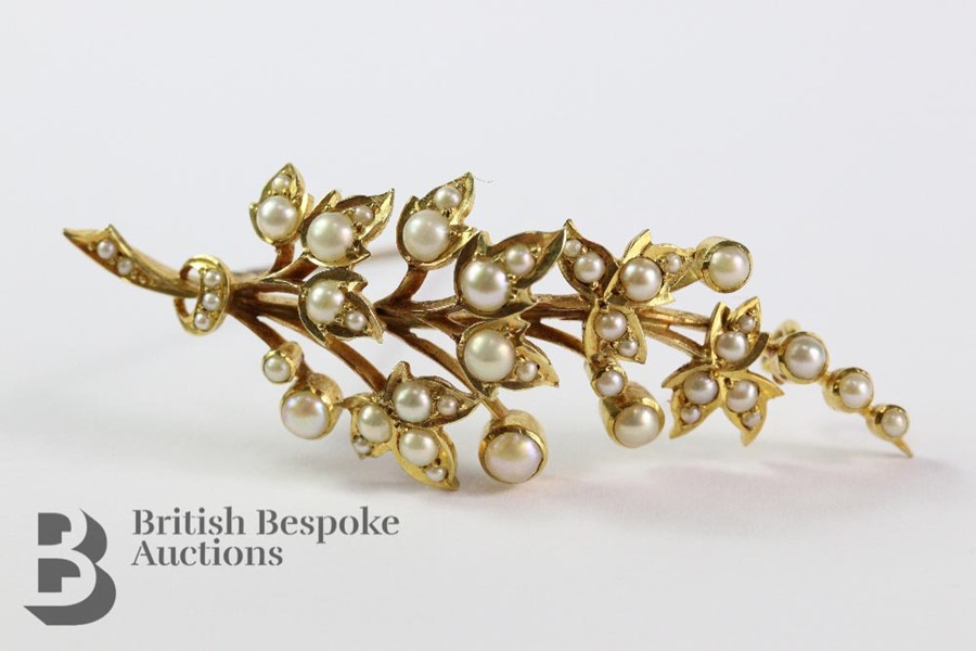 Yellow Gold and Pearl Leaf Brooch - Image 3 of 3