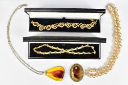 Miscellaneous Good Quality Costume Jewellery