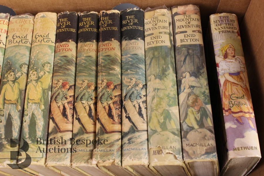 27 Enid Blyton First Edition Books - Image 3 of 8