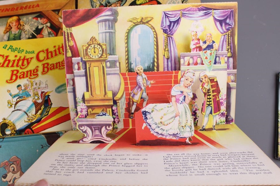 Approx. 65 Vintage Pop-Up Children's Books - Image 4 of 12