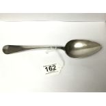 A LARGE 19TH CENTURY FRENCH SILVER SERVING SPOON, 127G