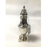 AN EDWARDIAN SILVER SUGAR SHAKER OF BALUSTER FORM, HALLMARKED CHESTER 1908 BY BARKER BROTHERS, 130G,