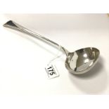 A LARGE EDWARDIAN SILVER SOUP LADLE, HALLMARKED SHEFFIELD 1910 BY LEE AND WIGFULL, 34CM LONG, 282G