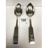 A PAIR OF RUSSIAN 84 STANDARD SILVER TABLE SPOONS, ASSAY MARK FOR ANTON VASILIJEVITCH RICHTER, 170G