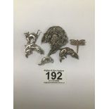 A COLLECTION OF SILVER BROOCHES OF ANIMALS AND A HEAD TOTAL WEIGHT 54 GRAMS