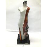 A SIGNED MODERNIST CERAMIC SCULPTURE BY G GUSELLA, 54CM HIGH