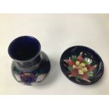 TWO SMALL PIECES OF MID CENTURY MOORCROFT, A VASE AND DISH, LARGEST 10CM HIGH