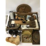 A BOX OF MIXED COLLECTABLES