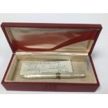 A VINTAGE LADY SHEAFFER "SKRIPSERT" FOUNTAIN PEN IN ORIGINAL BOX WITH PAPERWORK