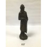 A 19TH CENTURY BRONZE FIGURE OF A NORMAN SOLDIER, 29CM HIGH