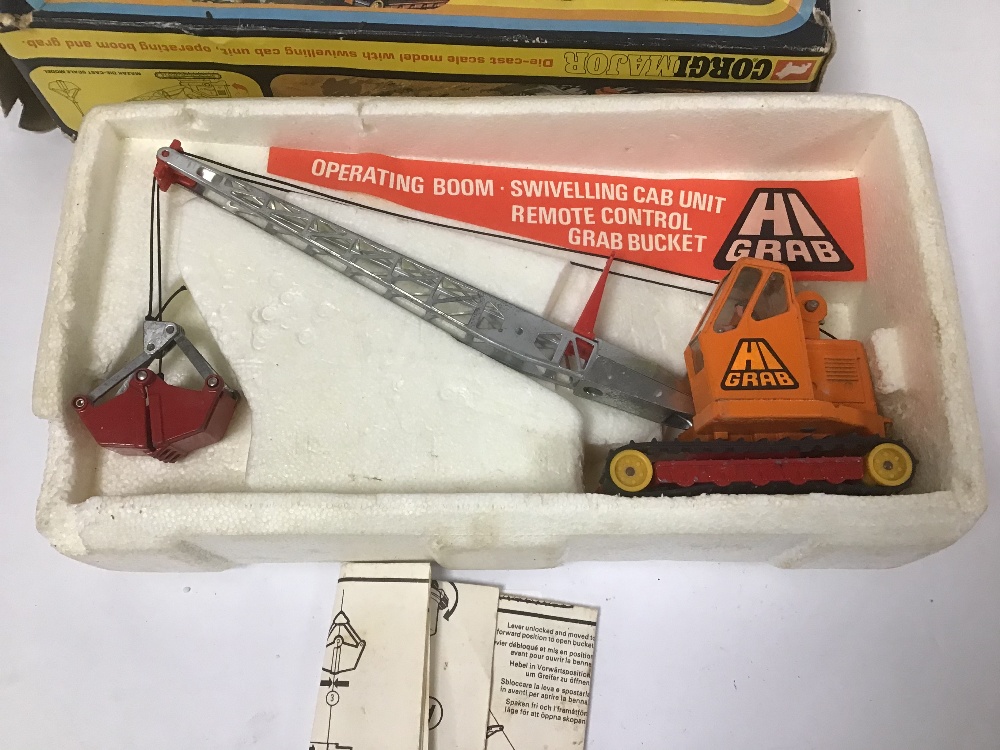 A CORGI MAJOR DIE CAST PRIESTMAN BOOM CRANE WITH GRAB, 1153, IN ORIGINAL BOX - Image 4 of 6