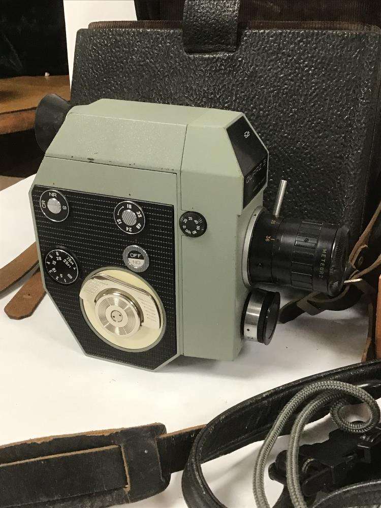 A QUARTZ 5 VINTAGE FILM RECORDER IN ORIGINAL CASE, A SMALL MICROSCOPE AND AN INSTANT CAMERA - Image 6 of 9