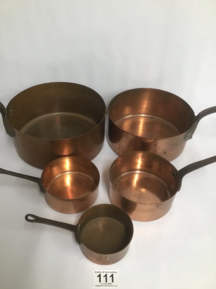 A SET OF FIVE COPPER SAUCEPANS OF GRADUATED FROM, LARGEST 34CM LONG - Image 2 of 4