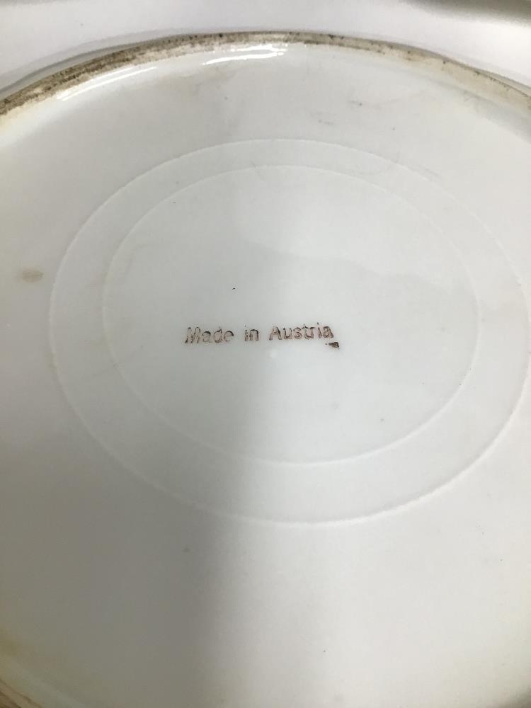 A QUANTITY OF COMMEMORATIVE CERAMICS, MOSTLY PLATES - Image 7 of 7