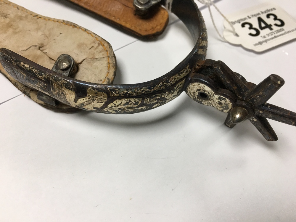 A PAIR OF MEXICAN CHIHUAHUA SPURS WITH SILVER INLAY THROUGHOUT ON STEEL, WITH ORIGINAL LEATHER - Image 3 of 9