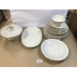 A GROUP OF 20TH CENTURY EDELSTEIN GERMAN CERAMICS, INCLUDING TUREENS ETC, 18 PIECES