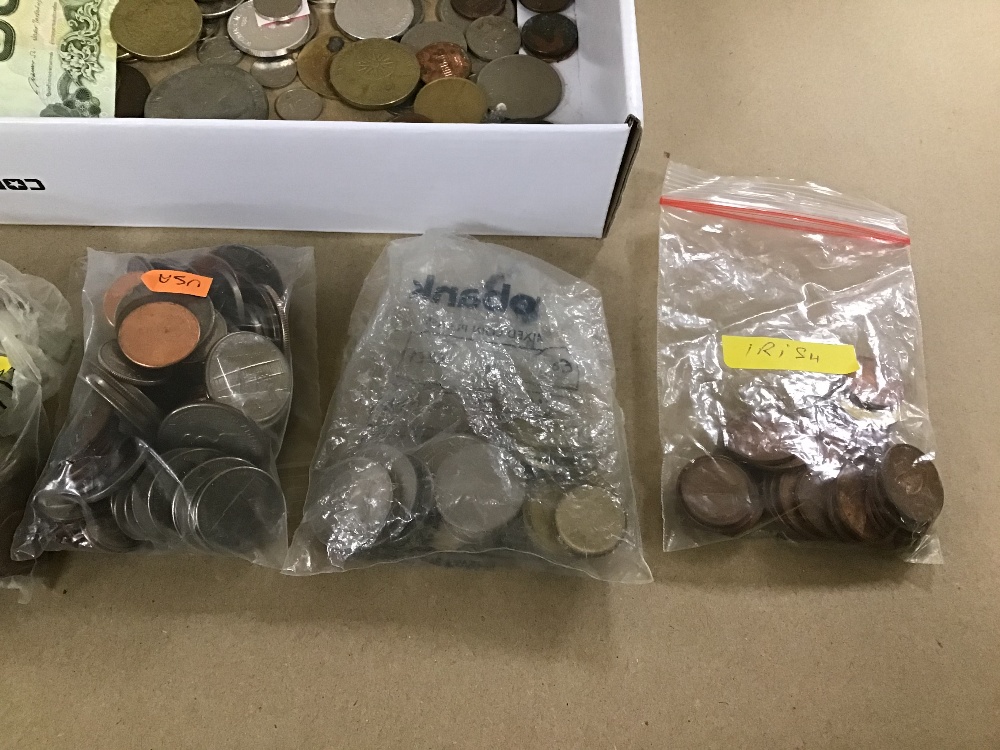 A COLLECTION OF USED COINAGE AND NOTES - Image 3 of 6