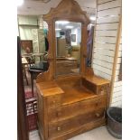 A 1901 NEW YORK PINE DRESSING TABLE WITH RECTANGULAR MIRROR, 2 SMALL AND 2 LARGE DRAWS, 110CM WIDE