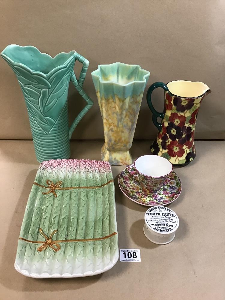 A MIXED LOT OF CERAMICS INCLUDING BESWICK VASE, JAMES KENT OLD FOLEY TEA CUP AND SAUCER AND MORE